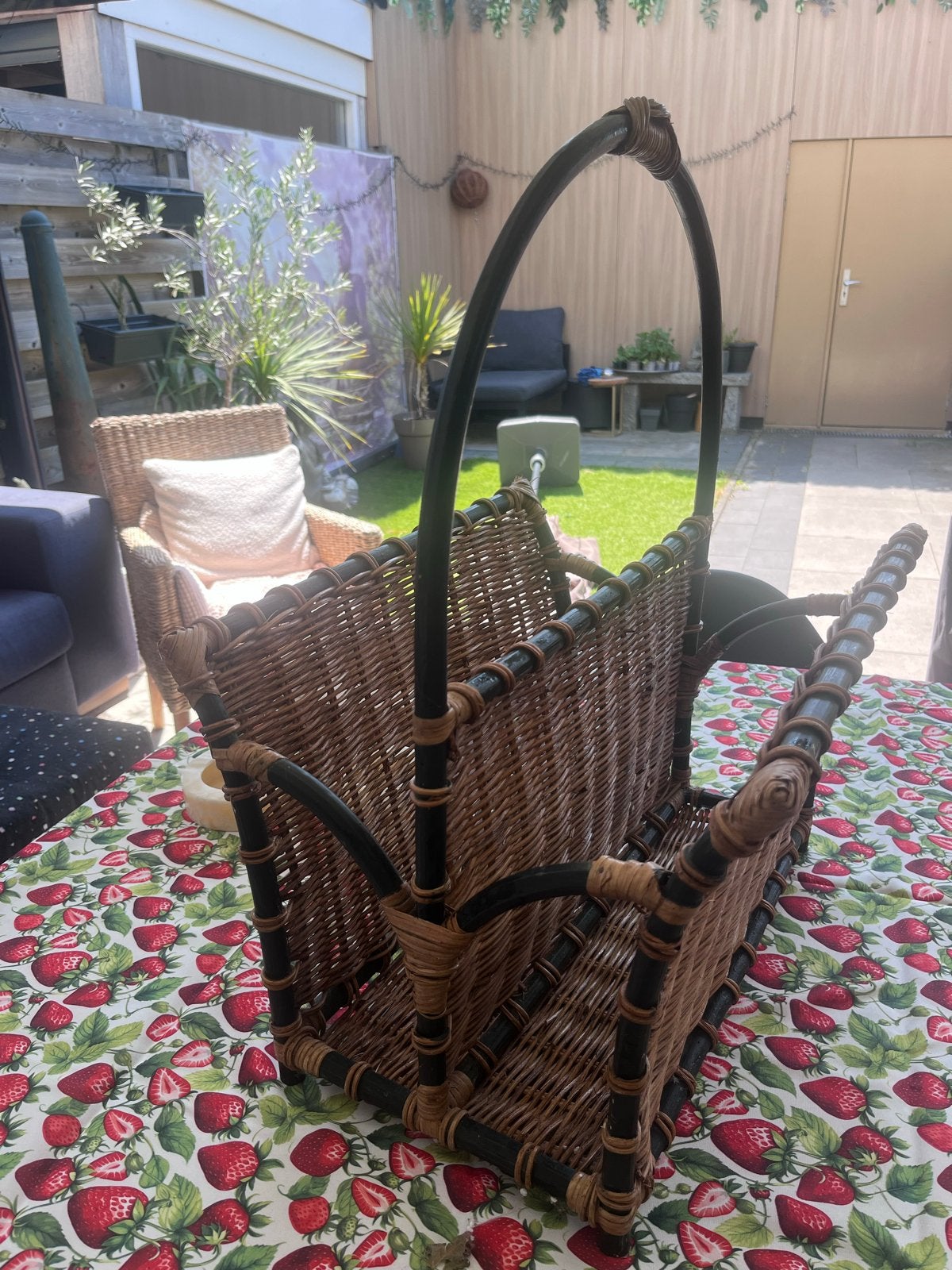 Vintage rotan lectuurbak met handvat, Huis en Inrichting, Ophalen, Meerdere vakken, Gebruikt, Natuurlijk materiaal
