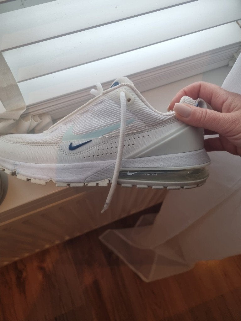 Nike air max maat 37.5, Wit, Ophalen of Verzenden, Nike air max, Sneakers of Gympen