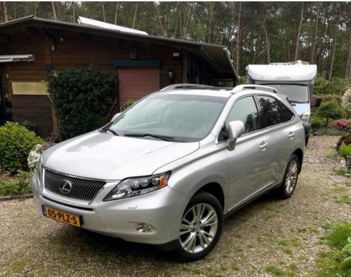 Lexus RX(-H) 450H 3.5 V6 Hybrid 4WD CVT 2011 Grijs, Automaat, 249 pk, 2000 kg, 138 €/maand