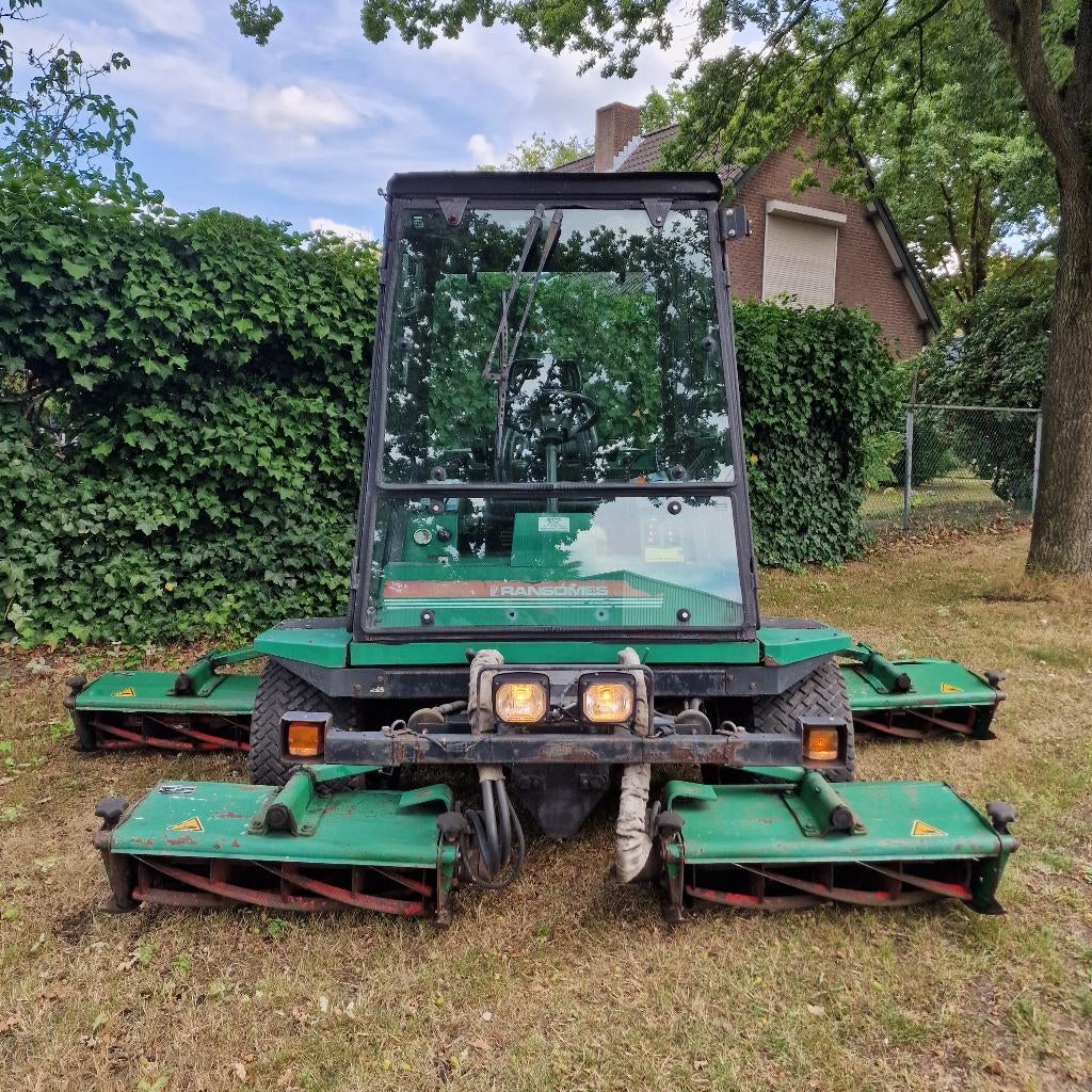 Ransomes 4-cilinder Kubota diesel 5 delige 4x4 kooimaaier, Tuin en Terras, Grasmaaiers, Gebruikt, 50 cm of meer, Kooimesmaaier