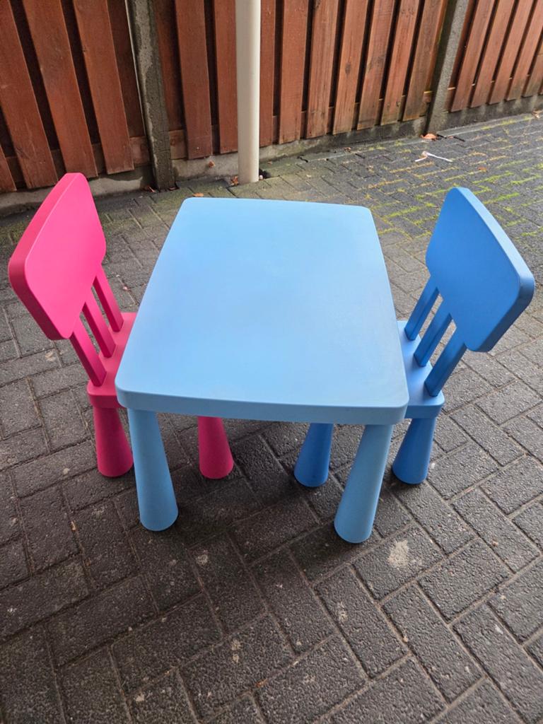 Ikea kindertafel, Kinderen en Baby's, Kinderkamer | Tafels en Stoelen, Ophalen, Gebruikt, Tafel(s) en Stoel(en)