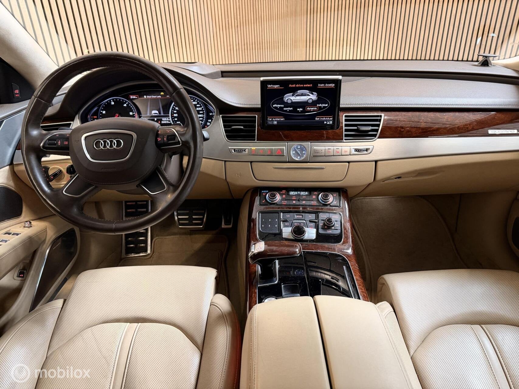 Audi A8 3.0 TDI Quattro PL+ Facelift B&O SOFTCL HUD ACC 360C, Auto's, Audi, Automaat, Gebruikt, 258 pk, Blauw