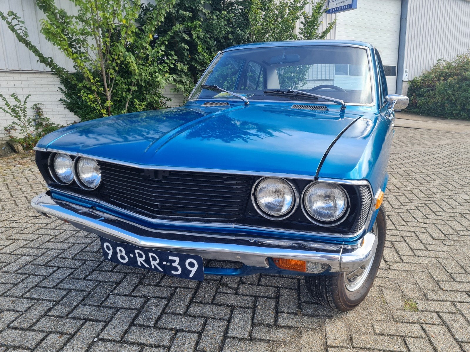 Mazda 616 / Oldtimer, foto 2