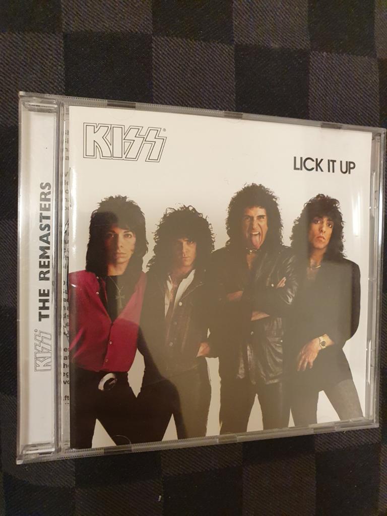 Kiss lick it up, Verzenden, Zo goed als nieuw