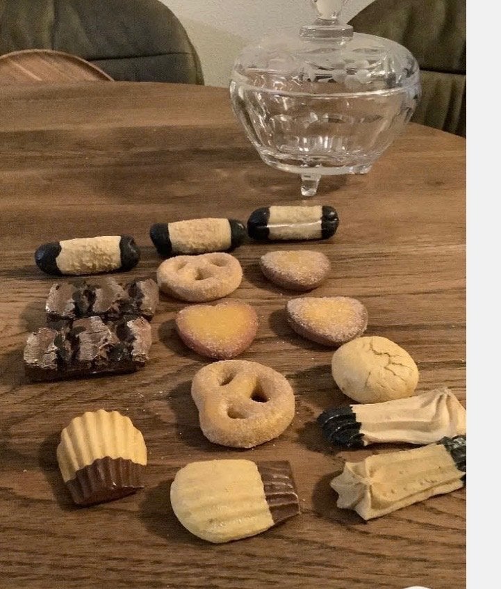 mooie decoratieve nep koekjes, Ophalen of Verzenden, Zo goed als nieuw