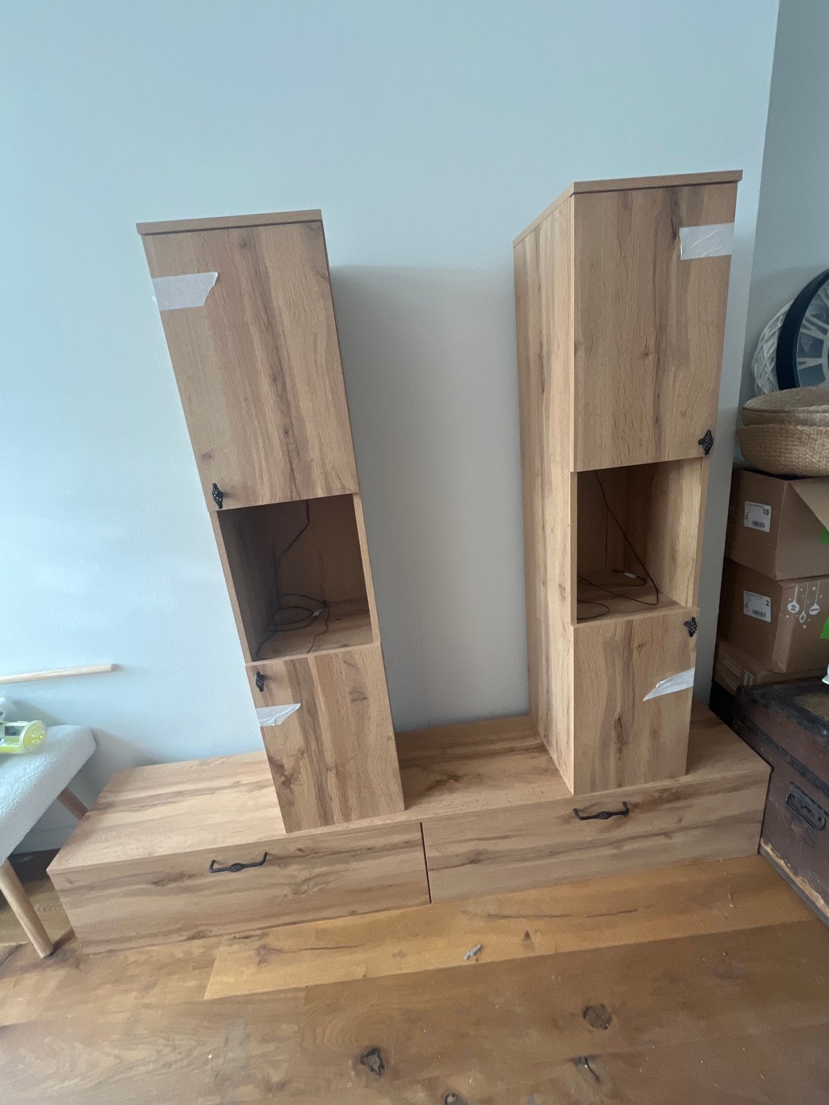 Moderne TV-kast met 2 hoge en 1 lage kast, wandmontage, Ophalen, Gebruikt, 100 tot 150 cm, 150 tot 200 cm