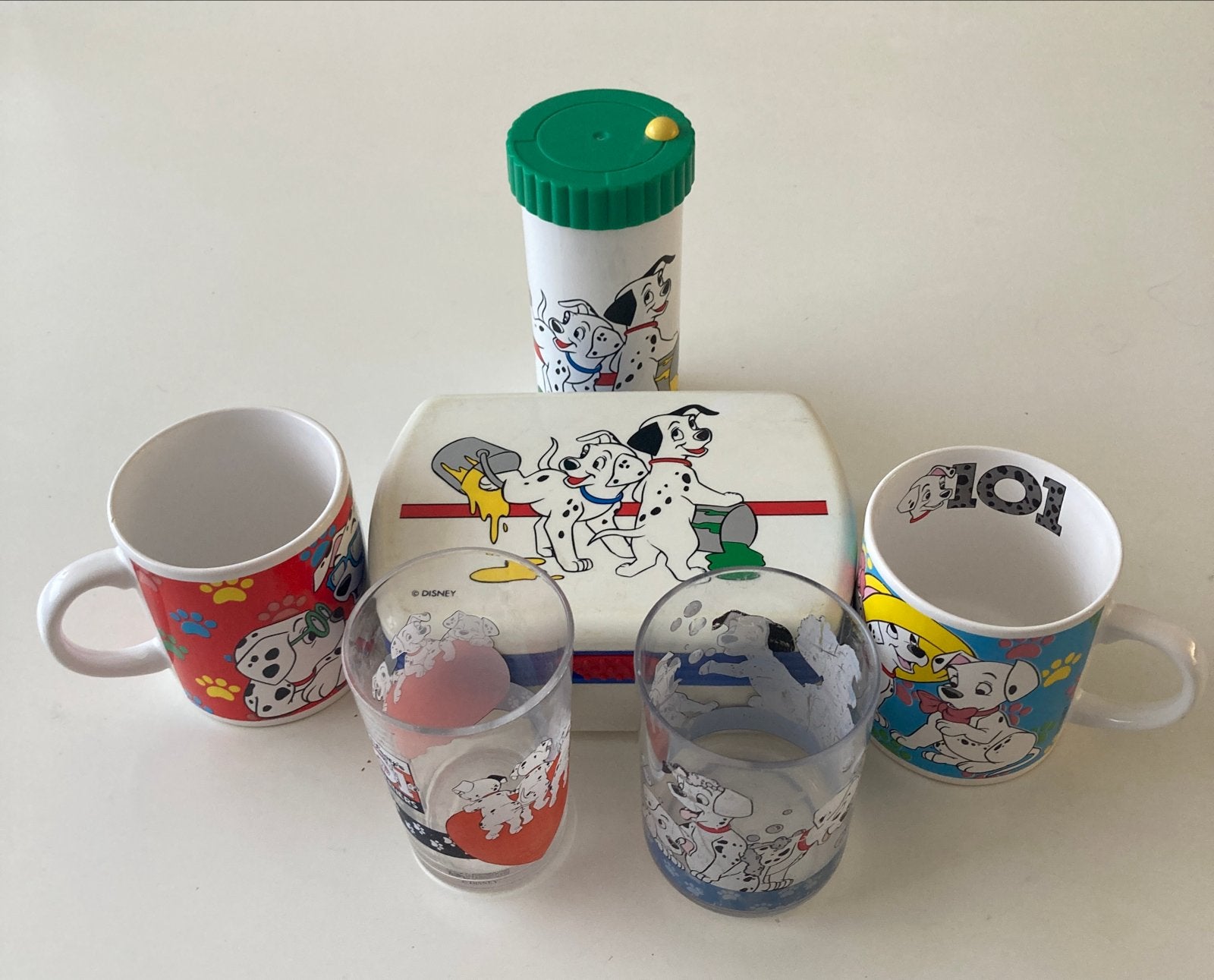 Disney 101 Dalmatiërs Servies en Broodtrommel Set, Verzamelen, Disney, Ophalen of Verzenden, Overige figuren, Zo goed als nieuw