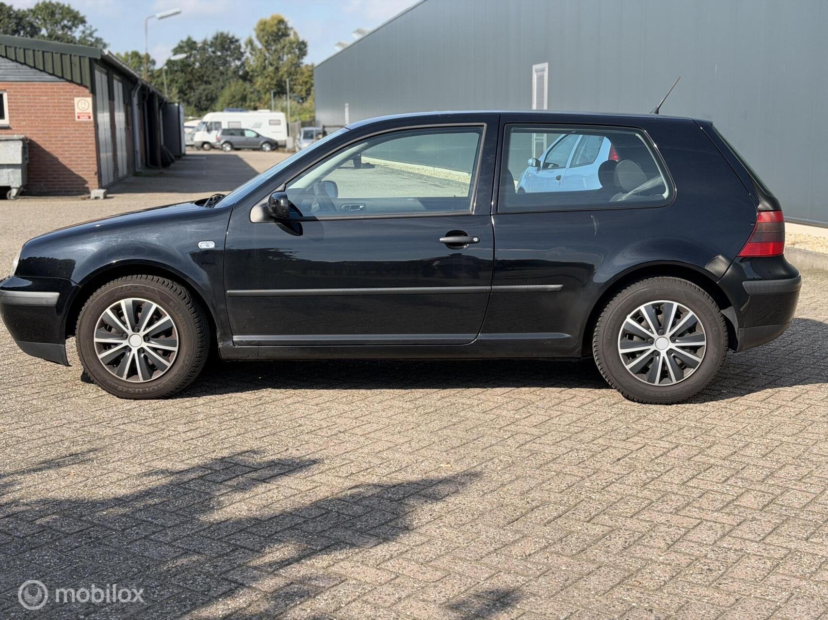 Volkswagen Golf 1.6-16V APK/STOELVERWARMING/AIRCO, Voorwielaandrijving, 15 km/l, Gebruikt, 1064 kg