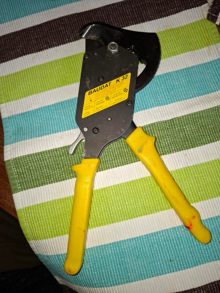 Baudat K32 kabelschaar, Ophalen of Verzenden, Zo goed als nieuw