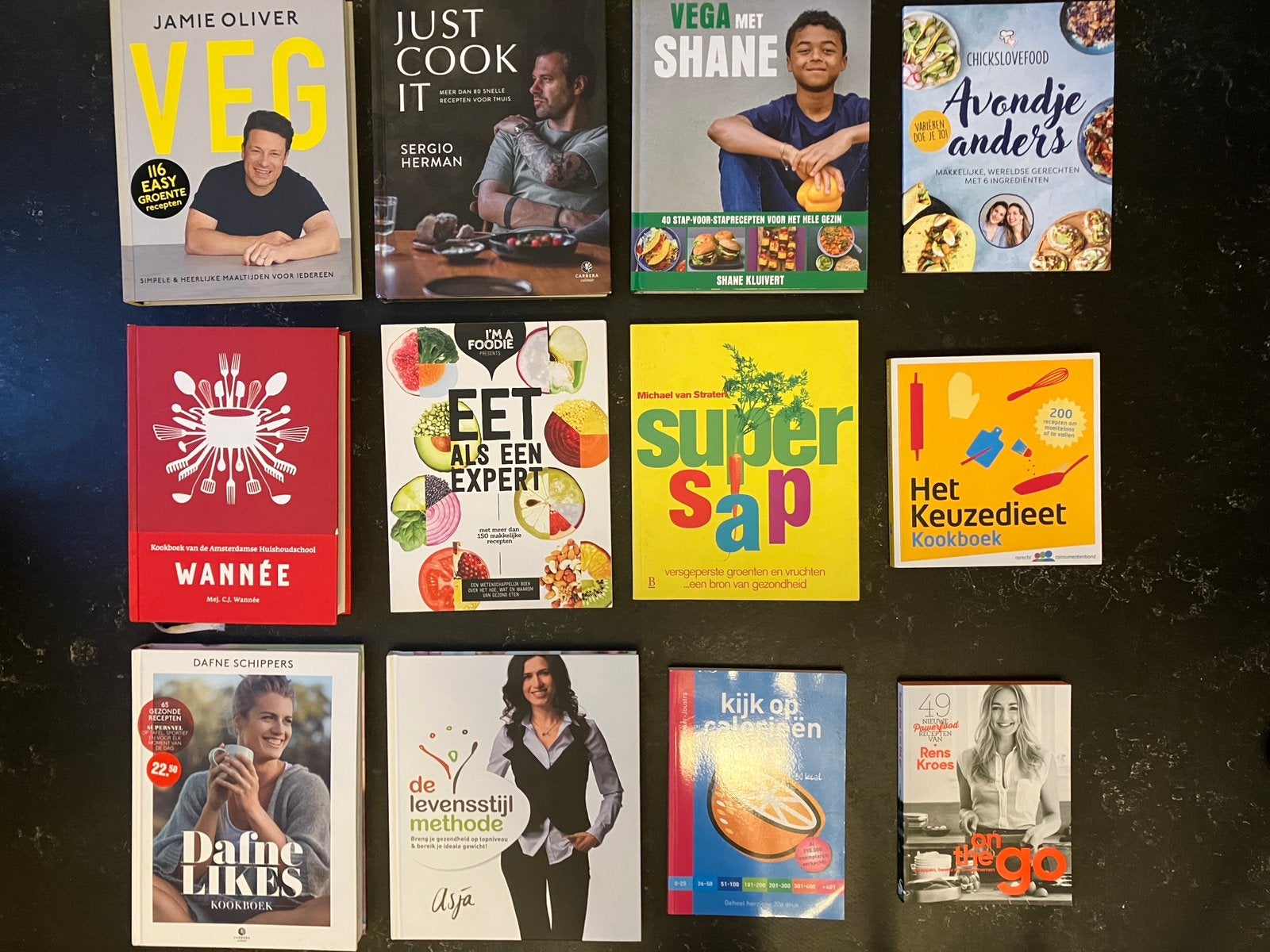 12 kookboeken, Ophalen of Verzenden, Zo goed als nieuw