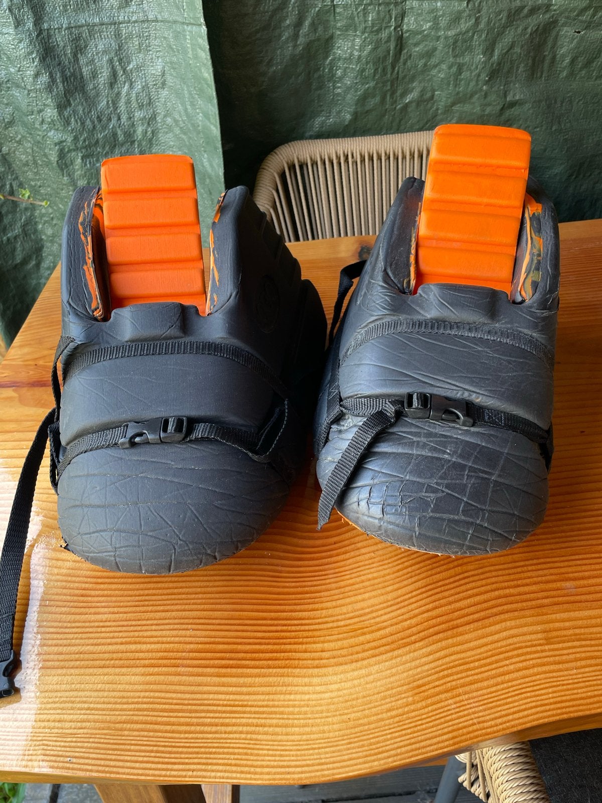 OBO Cloud Kickers - L Oranje/Zwart - Inclusief zaal riempjes, Sport en Fitness, Hockey, Ophalen, Gebruikt, Schoenen