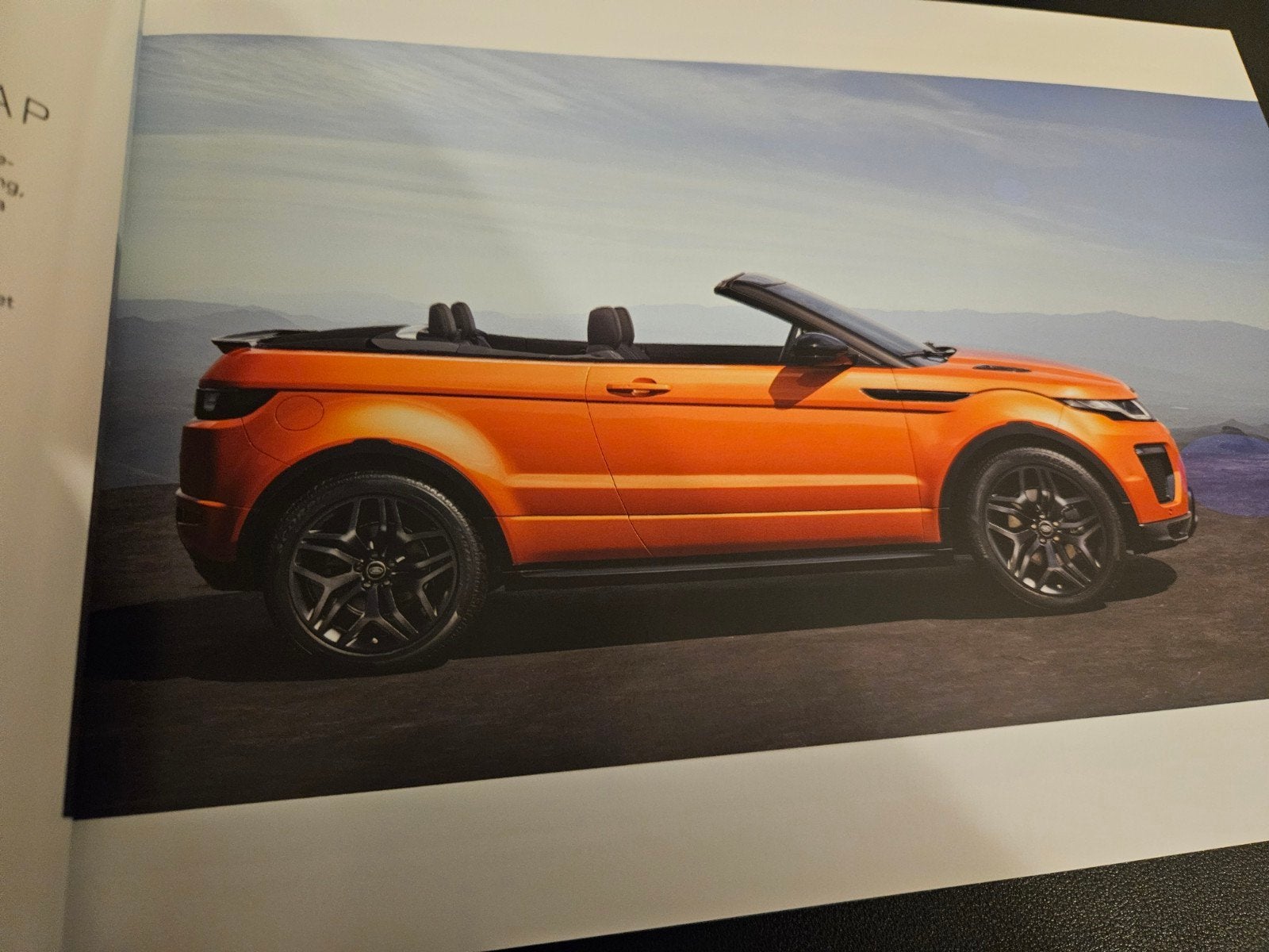 Brochure Range Rover Evoque 2017, Ophalen of Verzenden, Zo goed als nieuw, Overige merken
