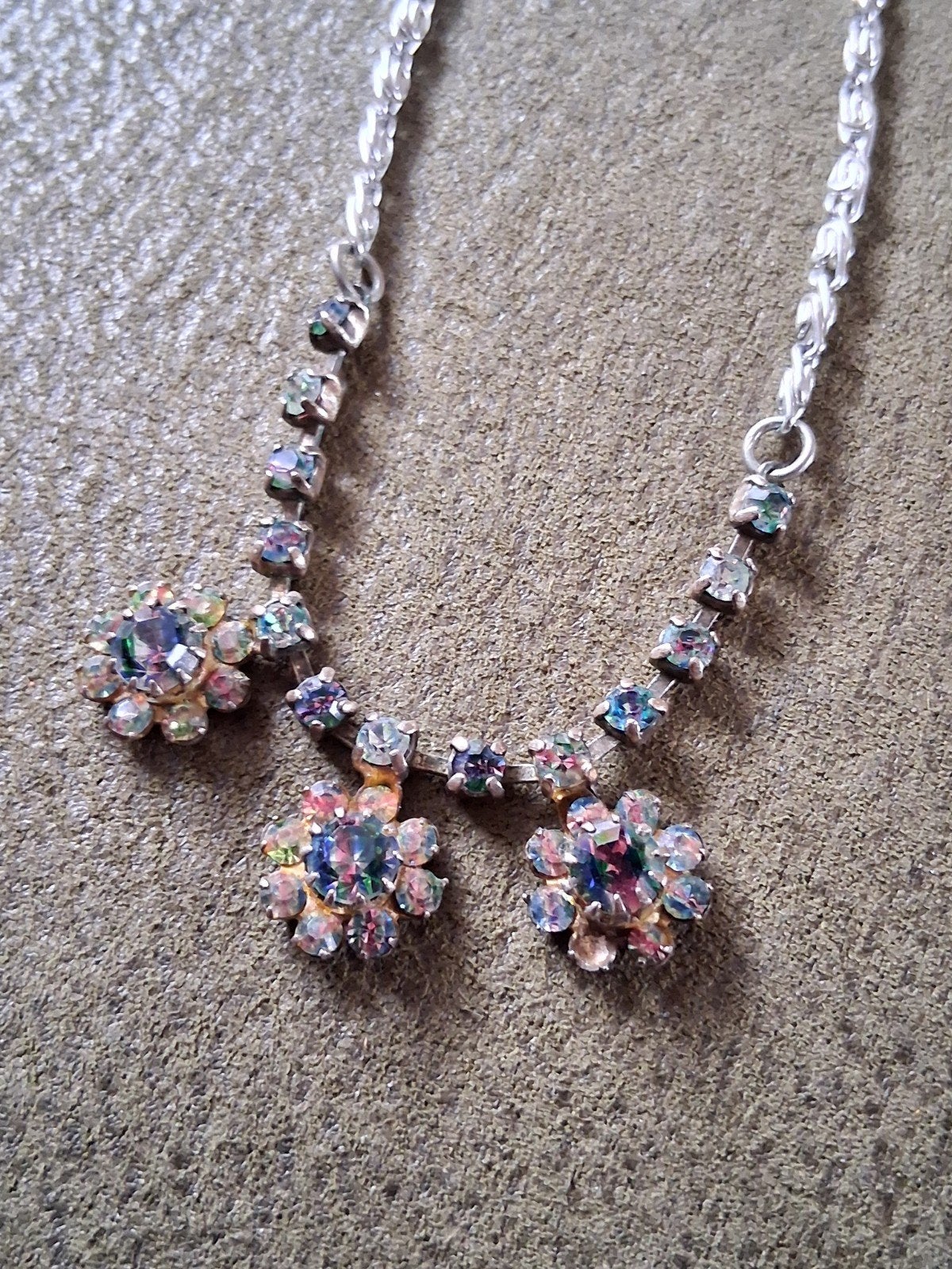 Aurora Borealis strass ketting
Ketting rijnsteen., Ophalen of Verzenden, Gebruikt, Steen of Mineraal