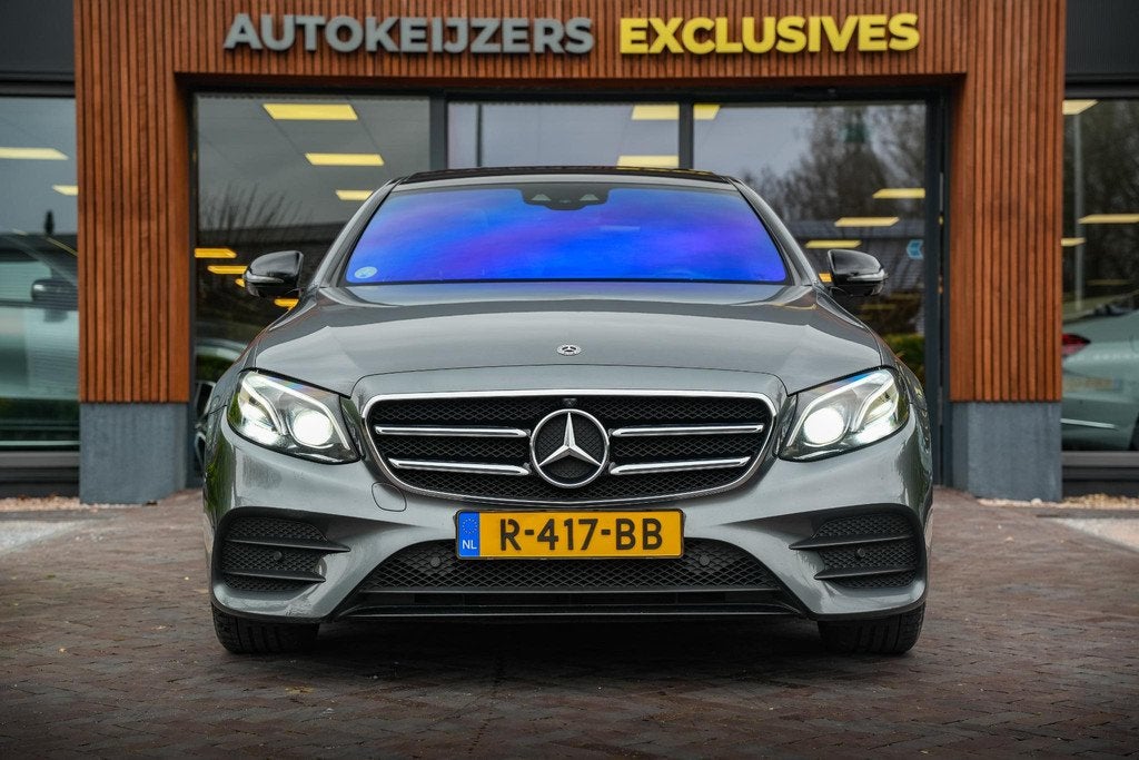Mercedes-Benz E-klasse 220 d Business Solution AMG Panoramad, Auto's, Automaat, Achterwielaandrijving, Gebruikt, 4 cilinders