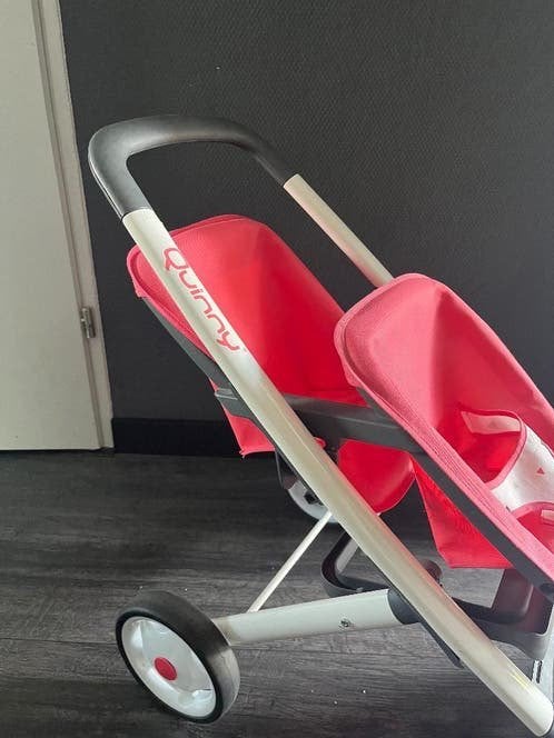 Quinny buggy tweeling poppen, Kinderen en Baby's, Speelgoed | Poppen, Ophalen of Verzenden, Zo goed als nieuw, Babypop