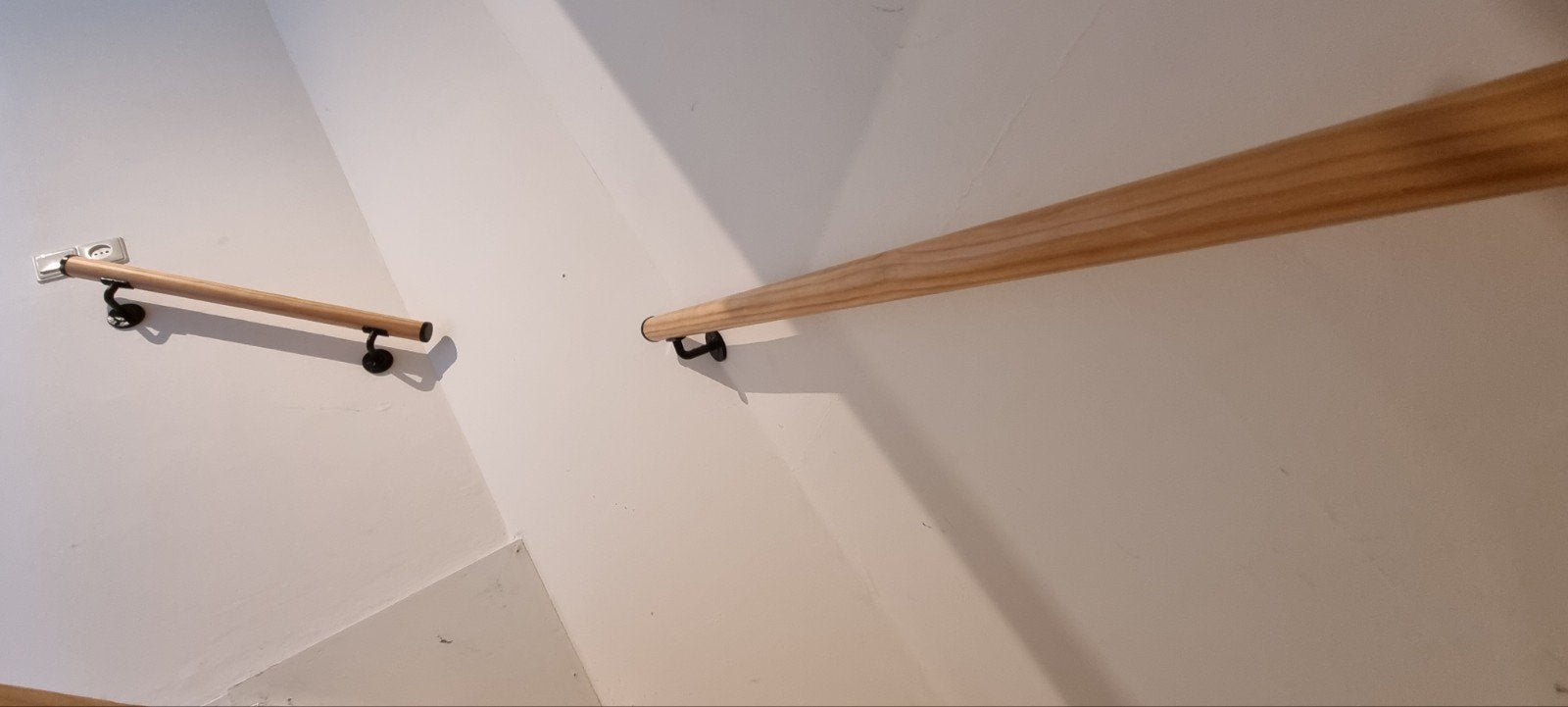 5 Houten trapleuningen, Doe-het-zelf en Verbouw, Ophalen, Gebruikt, Minder dan 2 meter