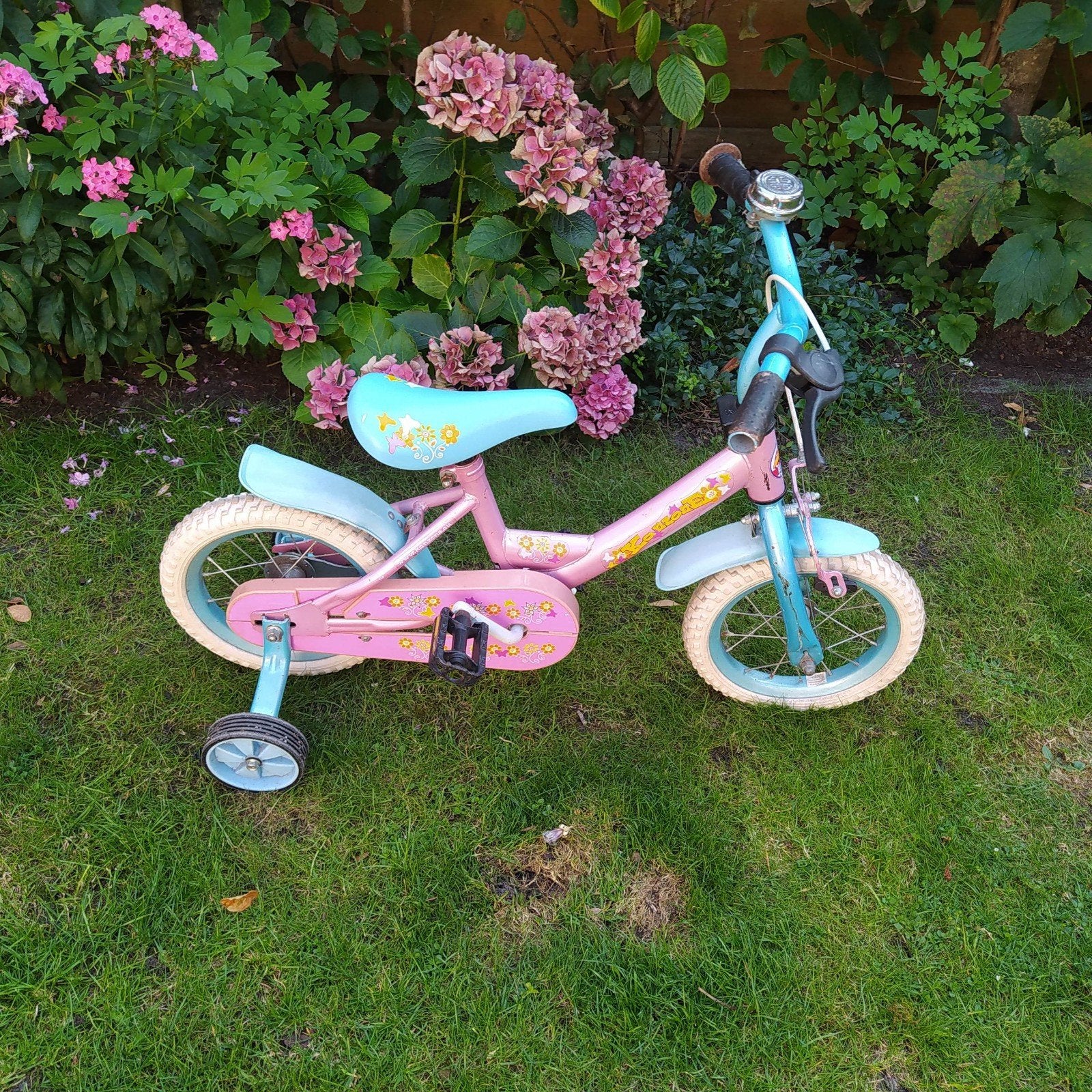 12 inch volare kanzone met zijwieltjes, Fietsen en Brommers, Fietsen | Driewielers, Ophalen, Gebruikt