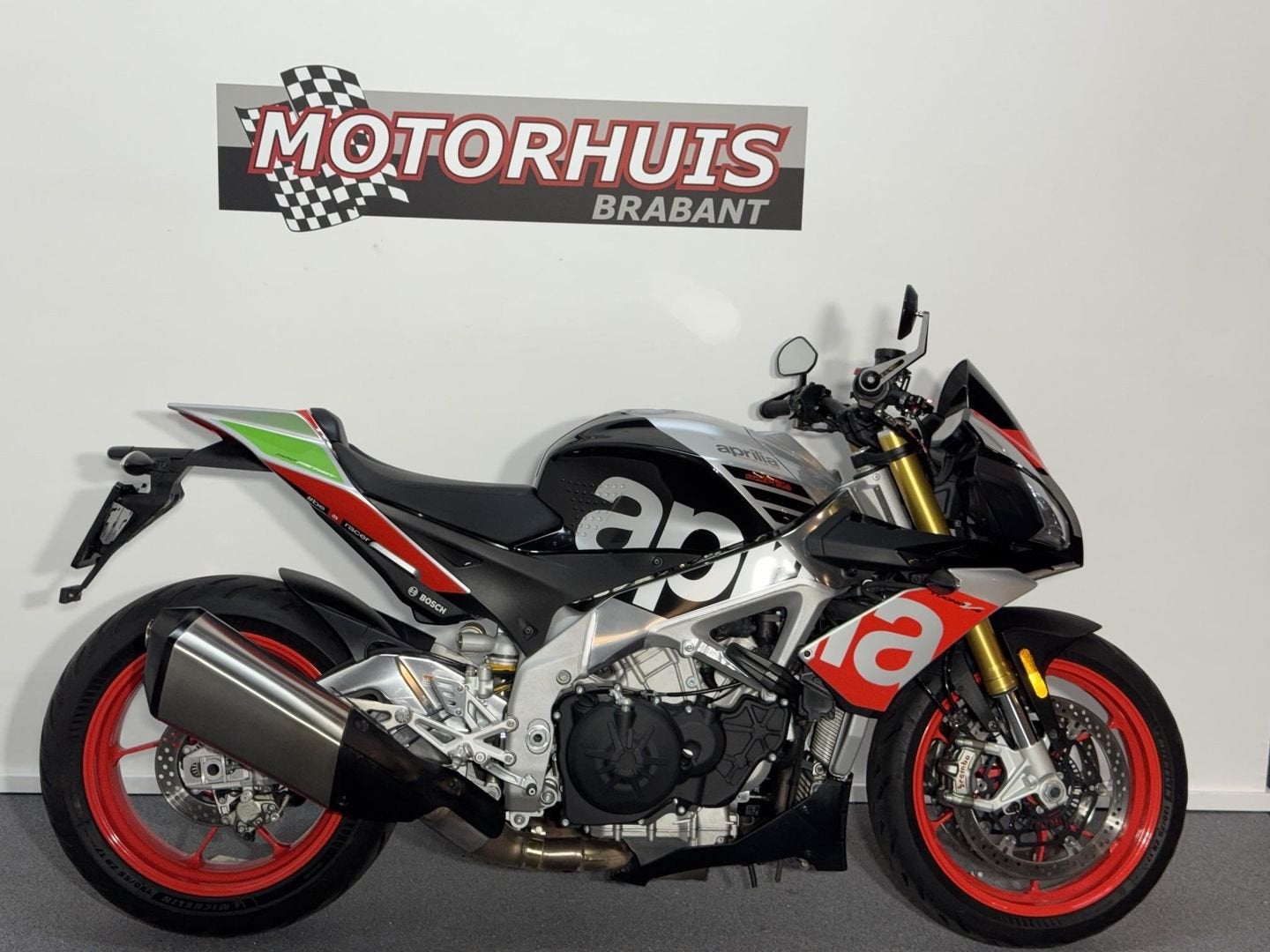 APRILIA TUONO V4 1100 FACTORY (bj 2018), Motoren, Motoren | Aprilia, 2 cilinders, 1077 cc, Bedrijf, Onbekend