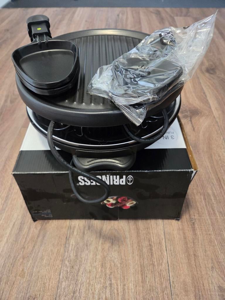 Princess 3-in-1 raclette/grill/gourmet Zo goed als nieuw, Ophalen, Zo goed als nieuw, 4 t/m 7 personen