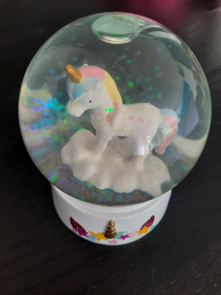 Eenhoorn sneeuwbol met glitters, Ophalen of Verzenden, Zo goed als nieuw, Meisje