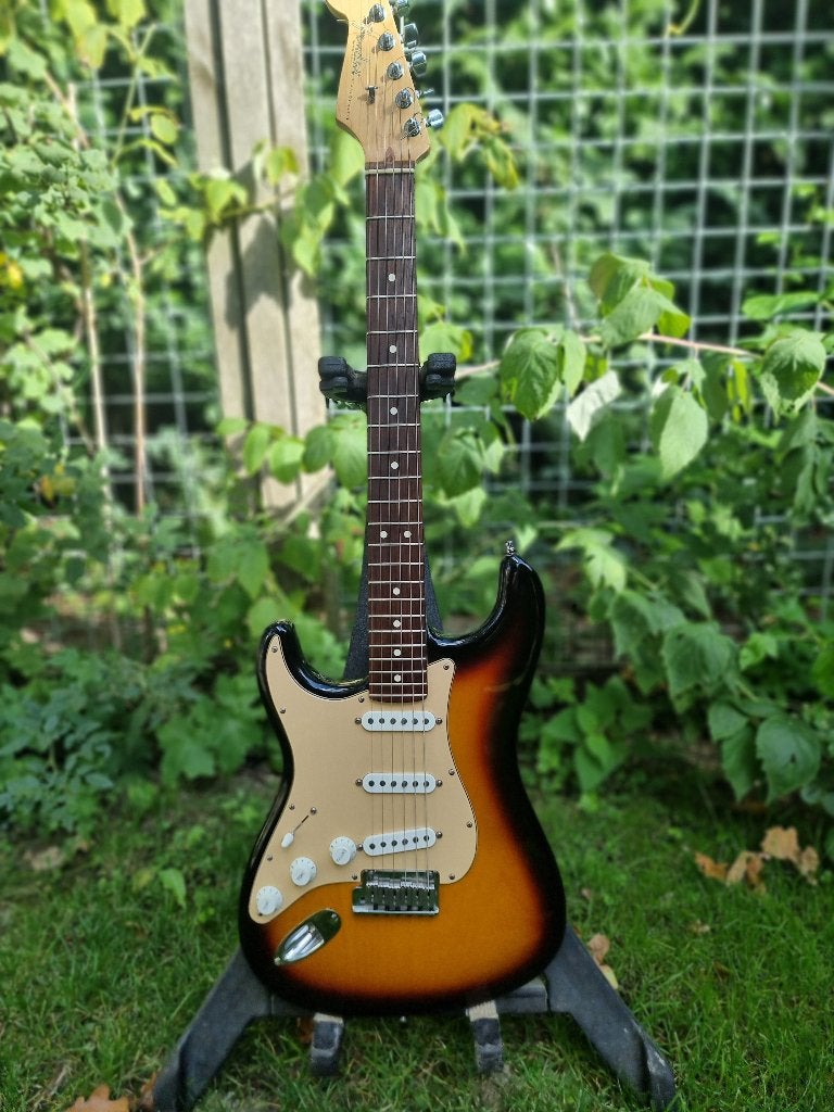 fender stratocaster linkshandig linkshandige Bouwjaar 2005, Muziek en Instrumenten, Ophalen of Verzenden, Zo goed als nieuw, Solid body