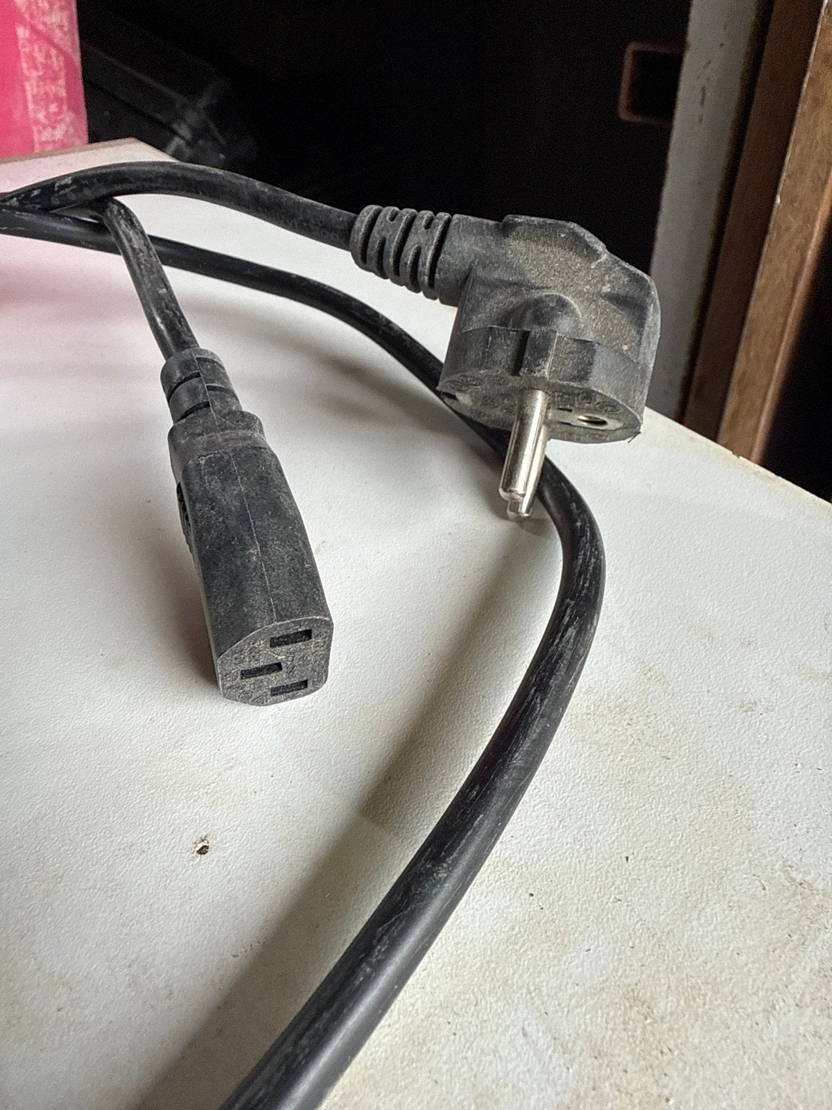 Stroomkabel C13 naar Schuko - 10A 250V, Ophalen of Verzenden, Gebruikt, Kabel of Snoer