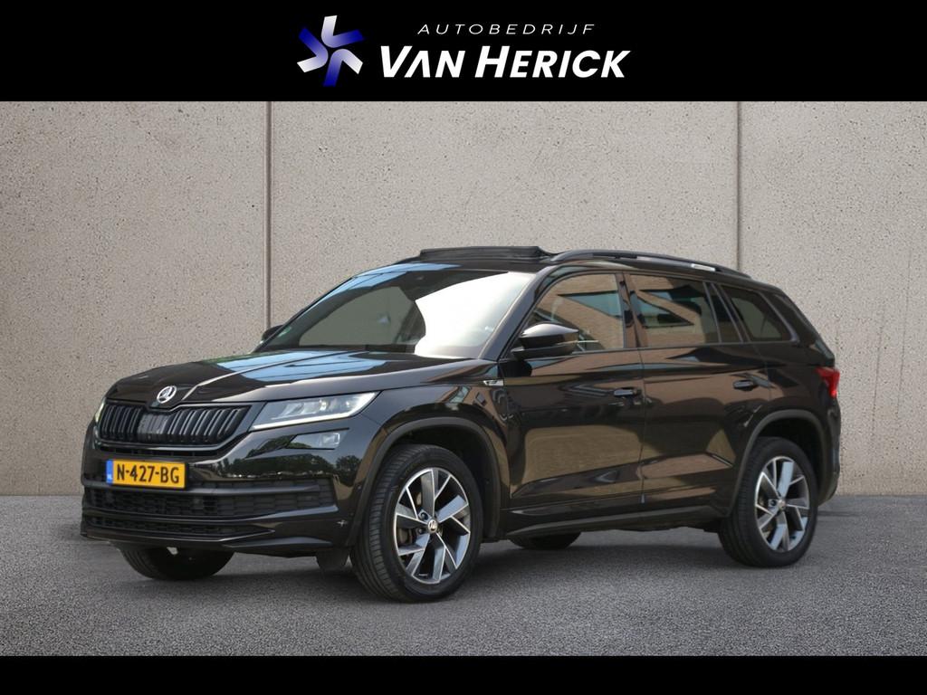 Skoda Kodiaq 1.5 TSI Sportline Business 7p Automaat | Panora, 4 cilinders, 150 pk, 7 stoelen, Zwart