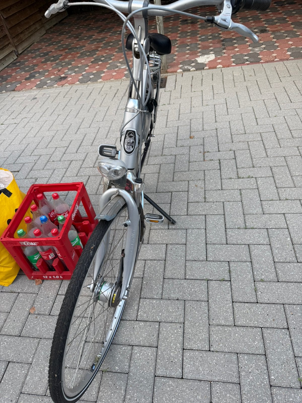 Te koop: mooie Gazelle damesfiets in zilver/grijs, Ophalen, Zo goed als nieuw