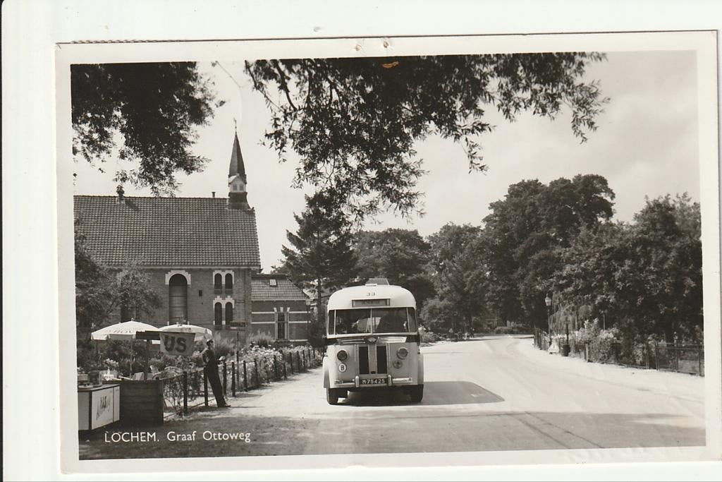 LOCHEM GRAAF OTTOWEG KERK IJSVERKOOP GTW AEC R.M VERHEUL BUS, Ophalen of Verzenden, 1940 tot 1960, Gelopen, Gelderland