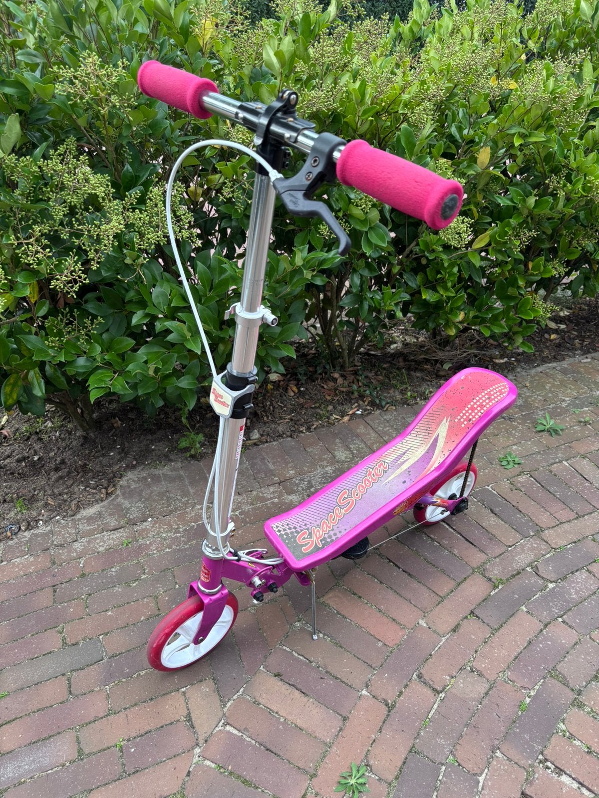 Leuke roze space scooter in goede staat, Fietsen en Brommers, Ophalen, Gebruikt, Overige typen