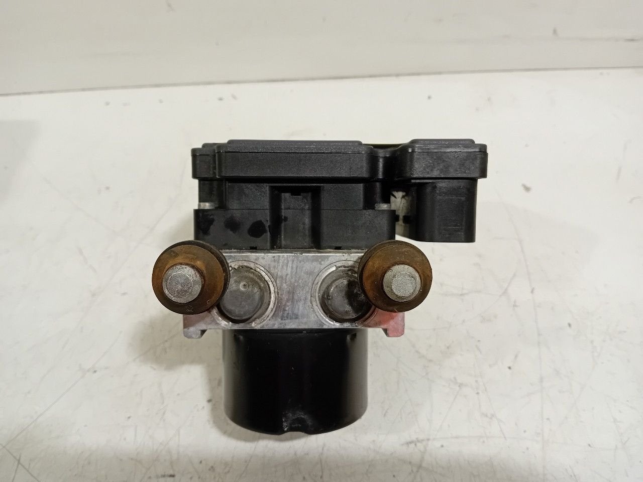Abs pomp Suzuki Swift, Auto-onderdelen, Remmen en Aandrijving, Suzuki, Gebruikt, Herkomst onderdeel bekend, 12 maanden garantie