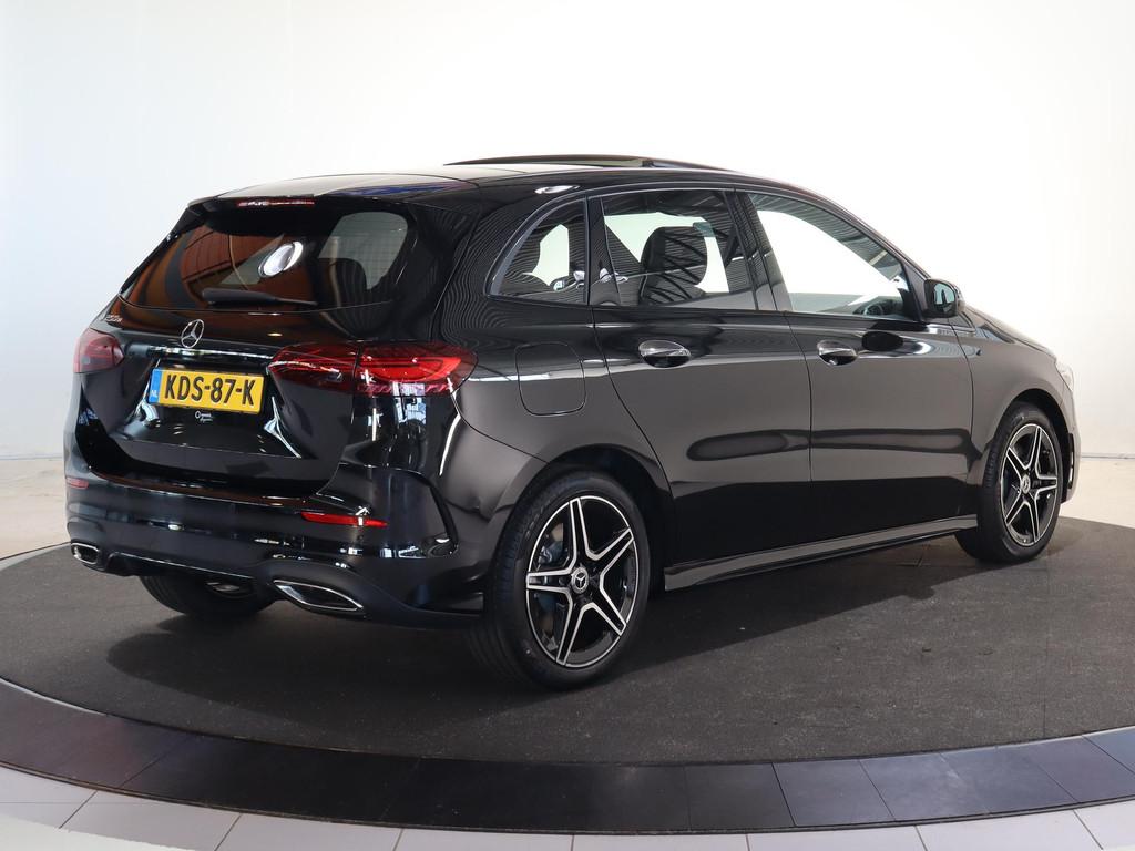 Mercedes-Benz B-Klasse 250e Business Solution AMG | Panorama, Auto's, Mercedes-Benz, Stof, 4 cilinders, 16 kWh, 1655 kg