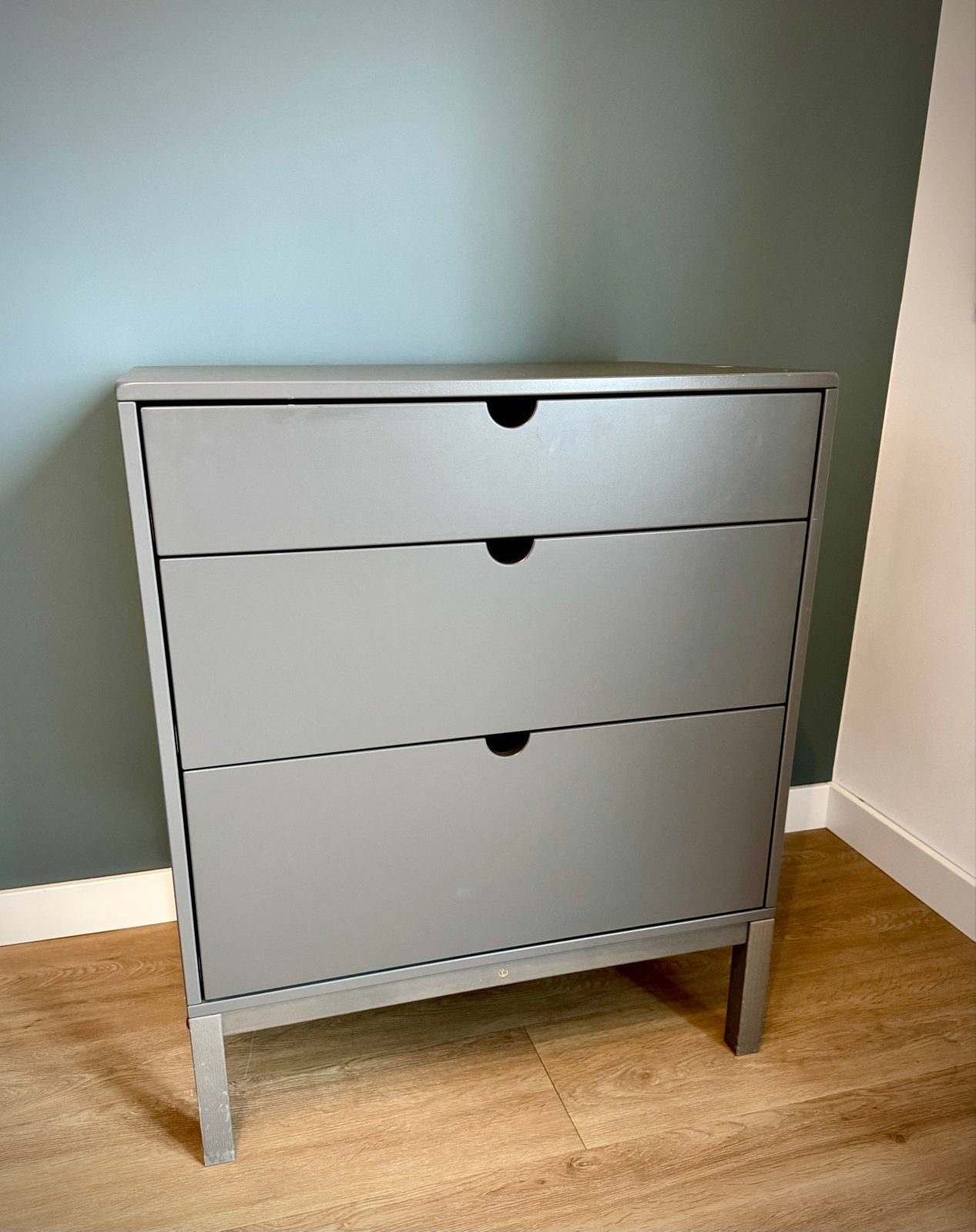 Stokke dresser commode hazy grey, Gebruikt, 50 tot 70 cm, 75 tot 100 cm, Voetruimte