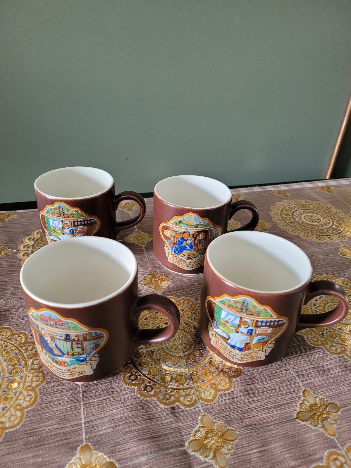 Villeroy & Boch 'Boerenleven' mokken set van 4, Antiek en Kunst, Ophalen of Verzenden