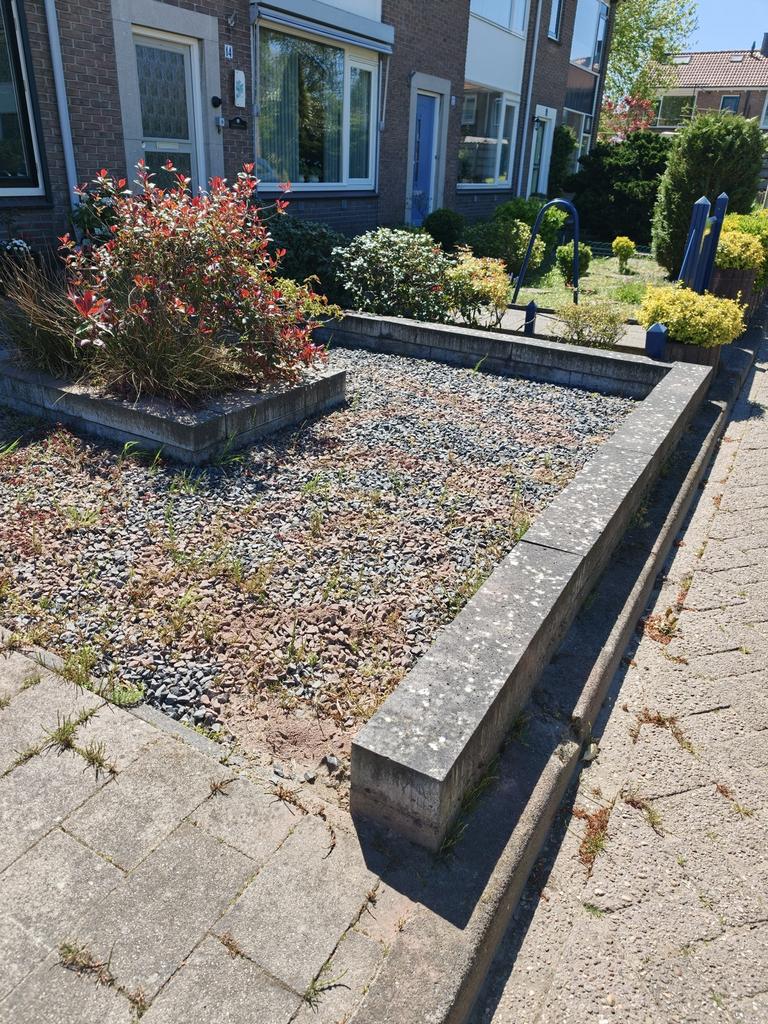 Basaltsplit + betonnen stapelblokken, Tuin en Terras, Bielzen en Borders, Ophalen, Gebruikt, Blok, Minder dan 25 cm