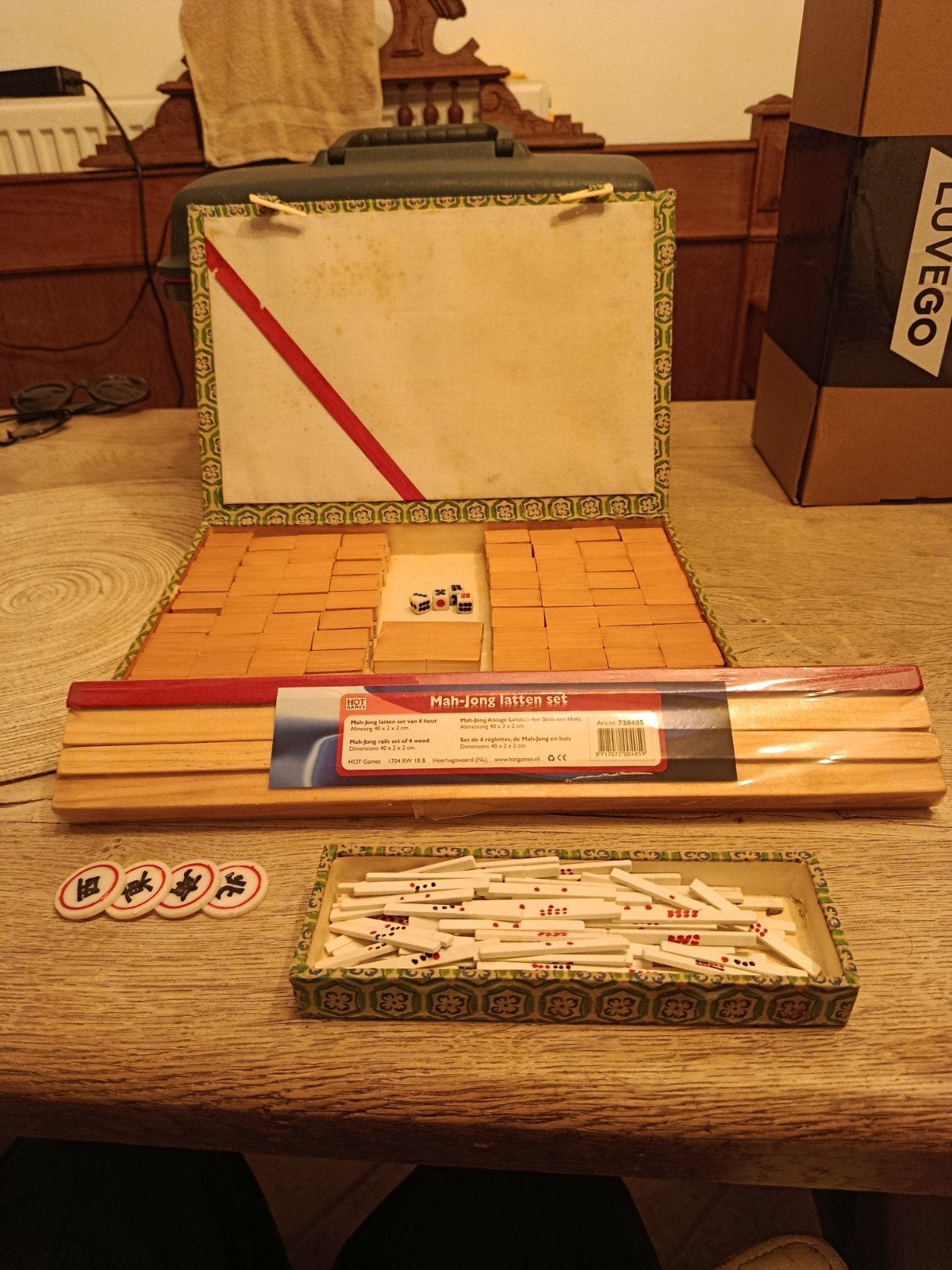 Mahjong spel compleet met nieuwe latten, Hobby en Vrije tijd, Gezelschapsspellen | Bordspellen, Drie of vier spelers, Ophalen of Verzenden