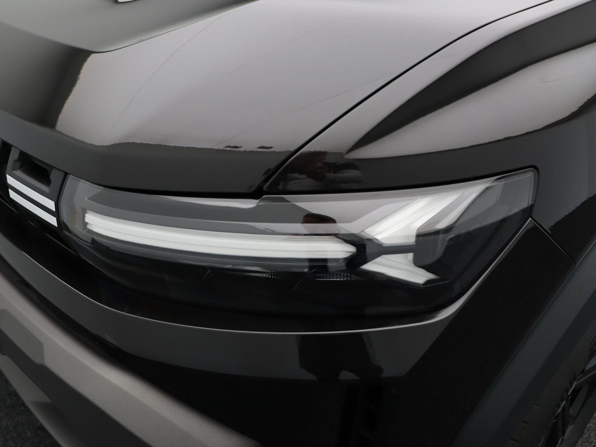 Dacia Duster 1.8 hybrid 155pk limited edition | Stoel- en st, Auto's, Dealer onderhouden, Stof, 1789 cc, Euro 6