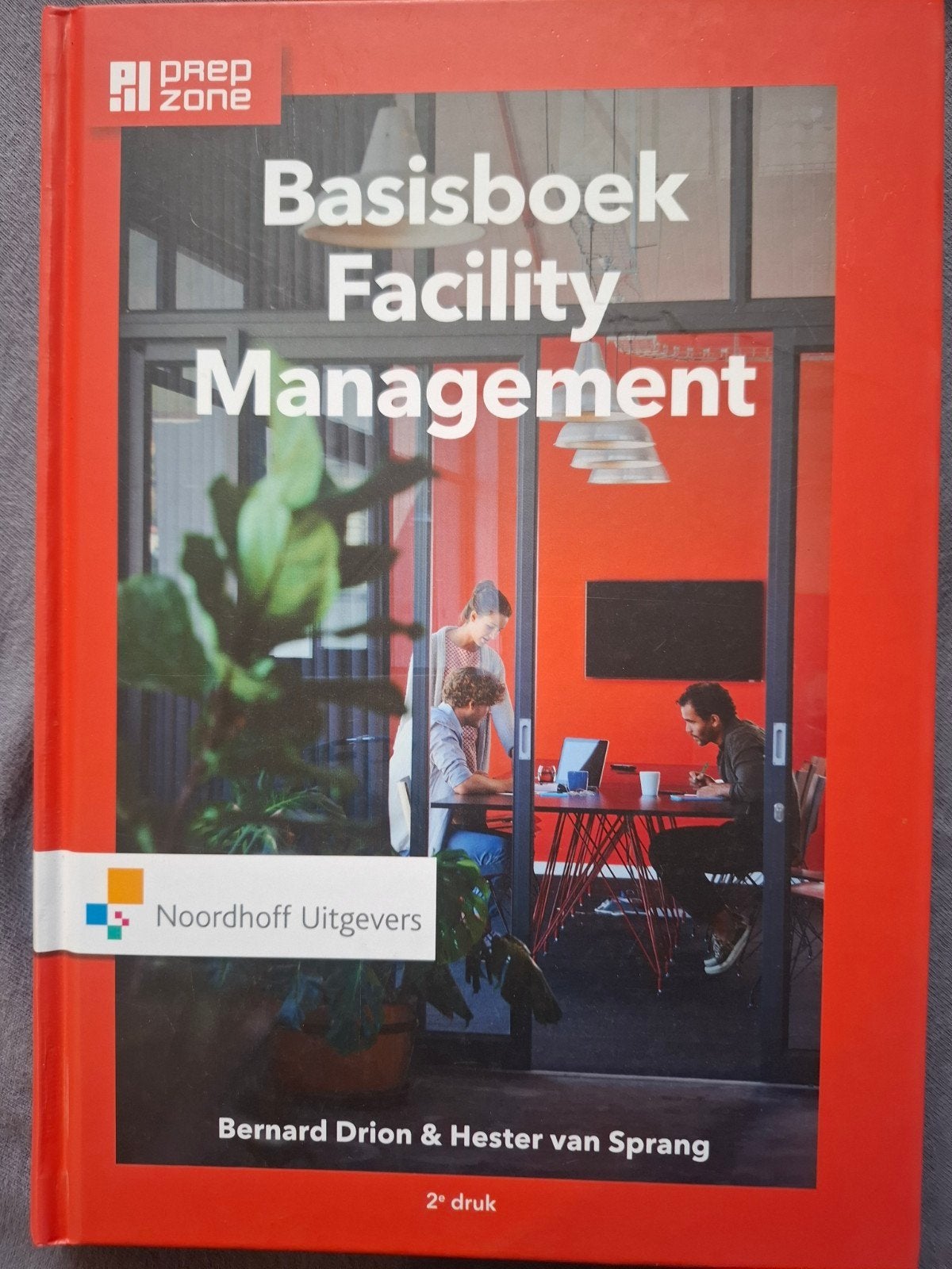 Basisboek Facility Management Bernard Drion & Hester van Sp, Bernard Drion & Hester van Sprang, Zo goed als nieuw, Gamma, HBO