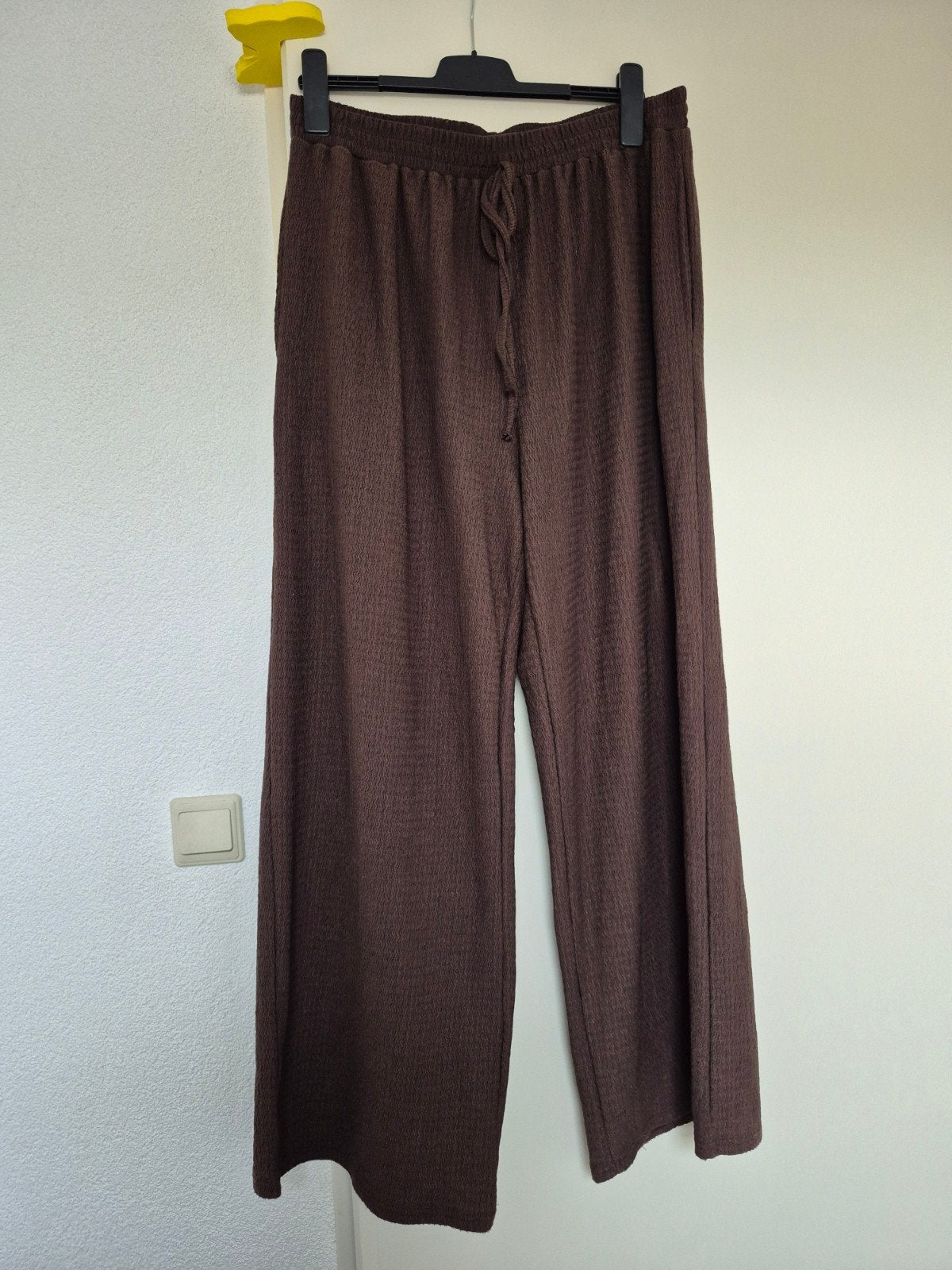 DAMES BROEK MET WIJDE PIJPEN MAAT XXL, Ophalen, Bruin, Maat 46/48 (XL) of groter, Zo goed als nieuw