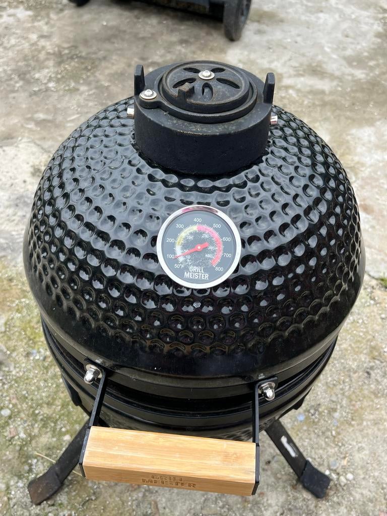 Grillmeister Kamado BBQ - Compact en Compleet, Ophalen, Zo goed als nieuw