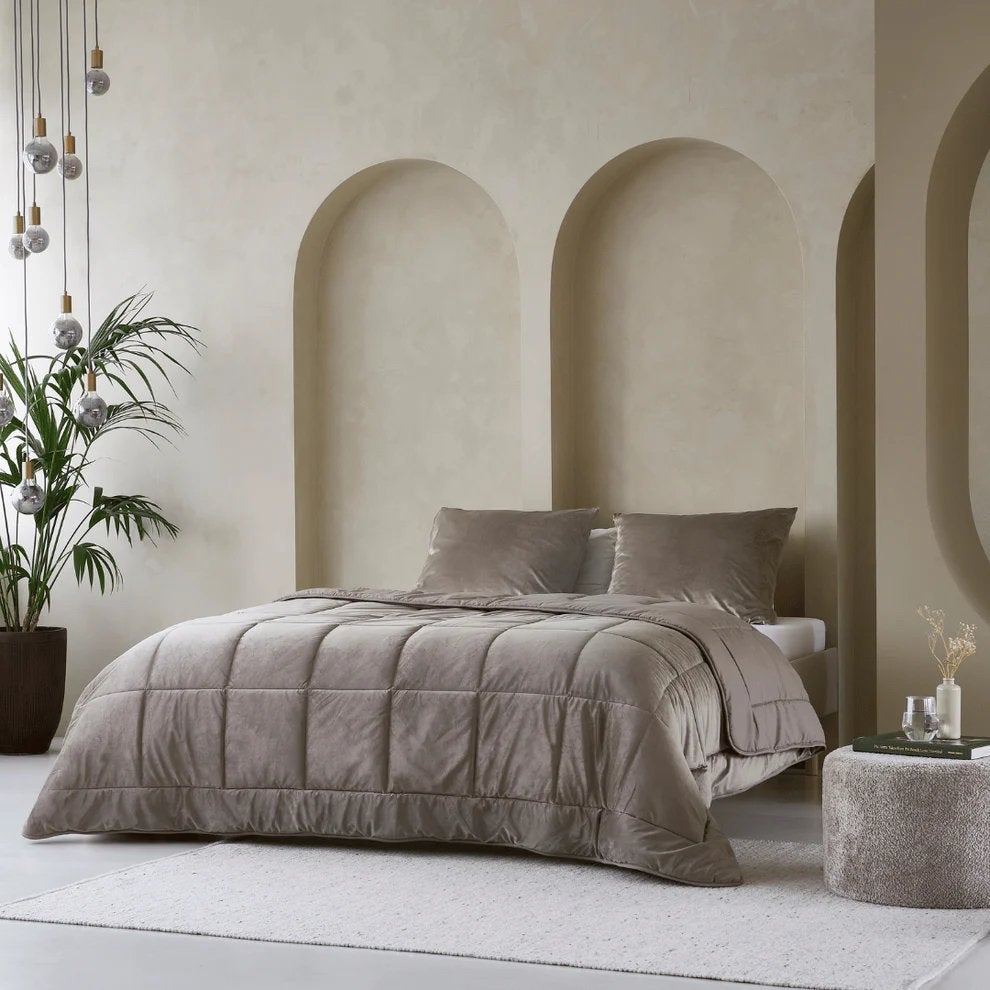 Zelesta velvet taupe dekbed wasbaar, Bruin, Ophalen of Verzenden, Deken of Dekbed, Nieuw