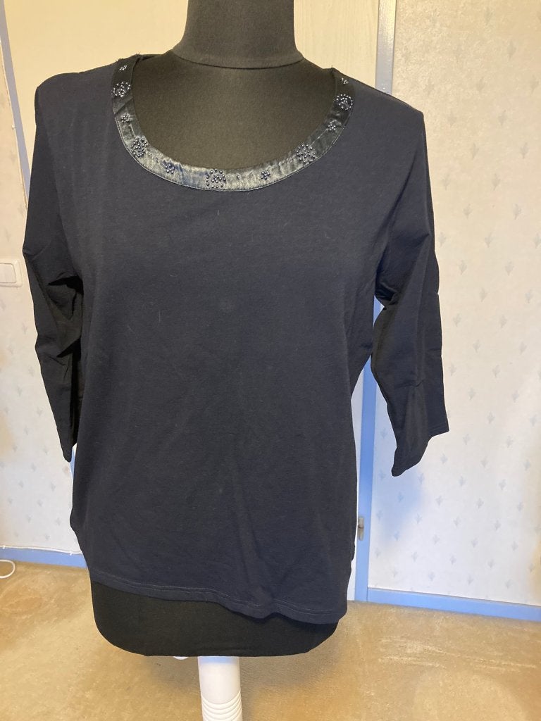 012 Micha shirt in maat XL donker blauw, Kleding | Dames, T-shirts, Maat 42/44 (L), Zo goed als nieuw, Korte mouw, Verzenden