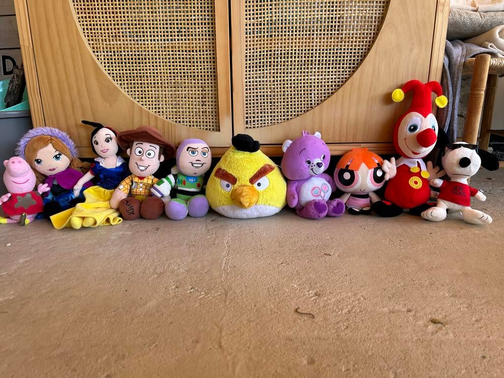 Grote collectie knuffels: figuren uit films en series, Gebruikt, Disney, Overige typen, Ophalen of Verzenden