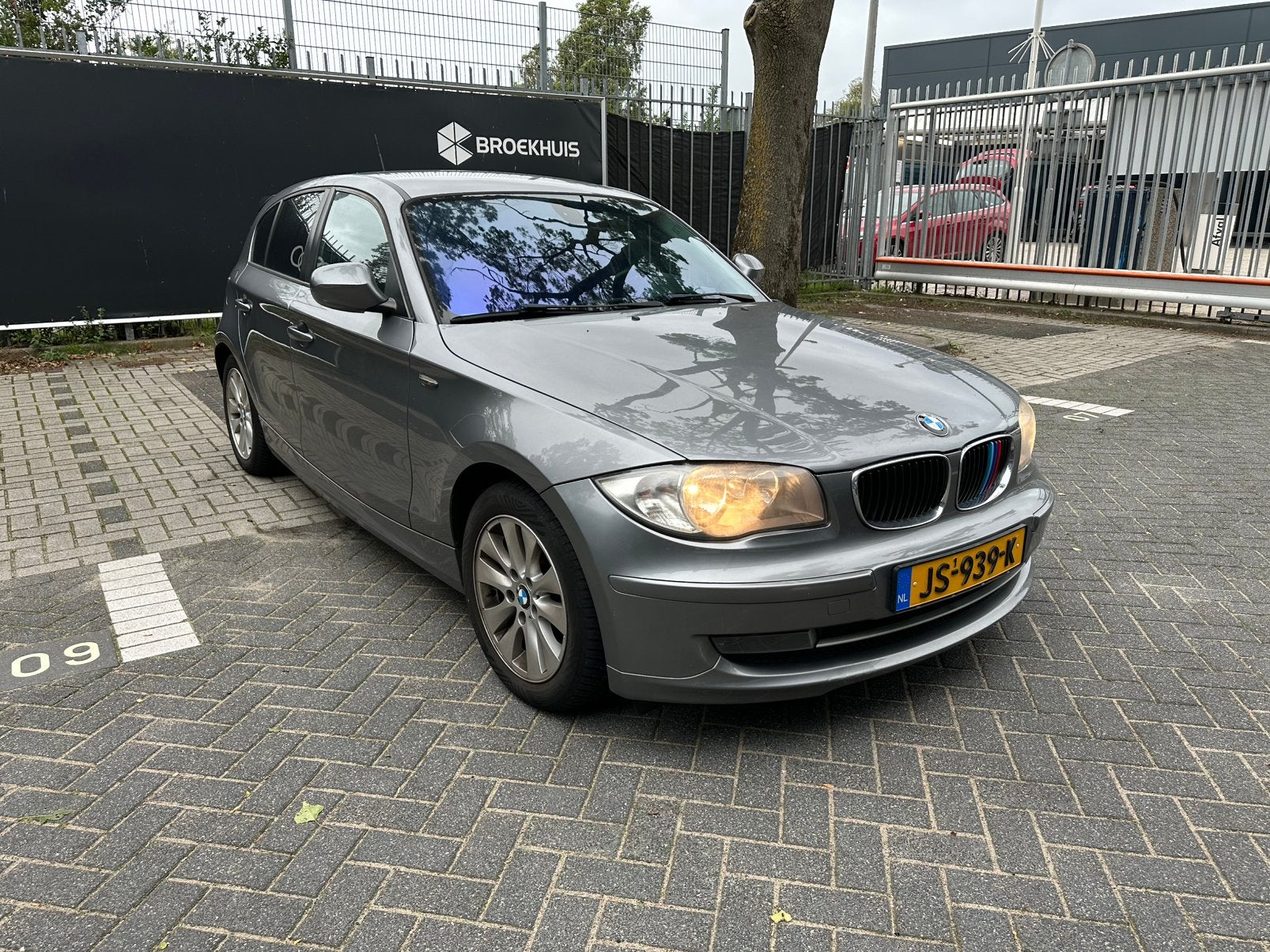 BMW 1-Serie 2.0 116I 5DR 2010 Grijs, 1-Serie, Euro 5, 1995 cc, Zwart