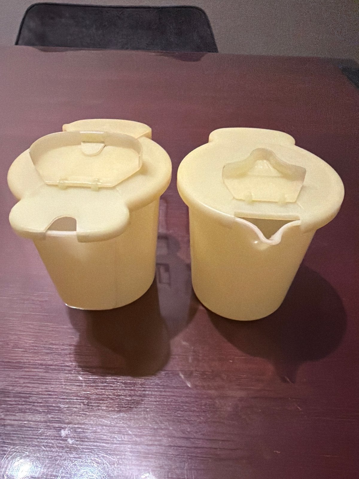 Vintage set van 2 Tupperware suikerpot+ kannetje- Geel, Gebruikt, Geel, Overige typen, Ophalen of Verzenden