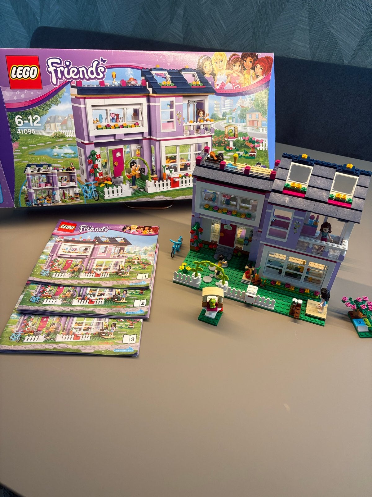 Lego Friends 41095 Emma's Huis - Compleet met doos en boekje, Lego, Friends, Ophalen of Verzenden, Zo goed als nieuw
