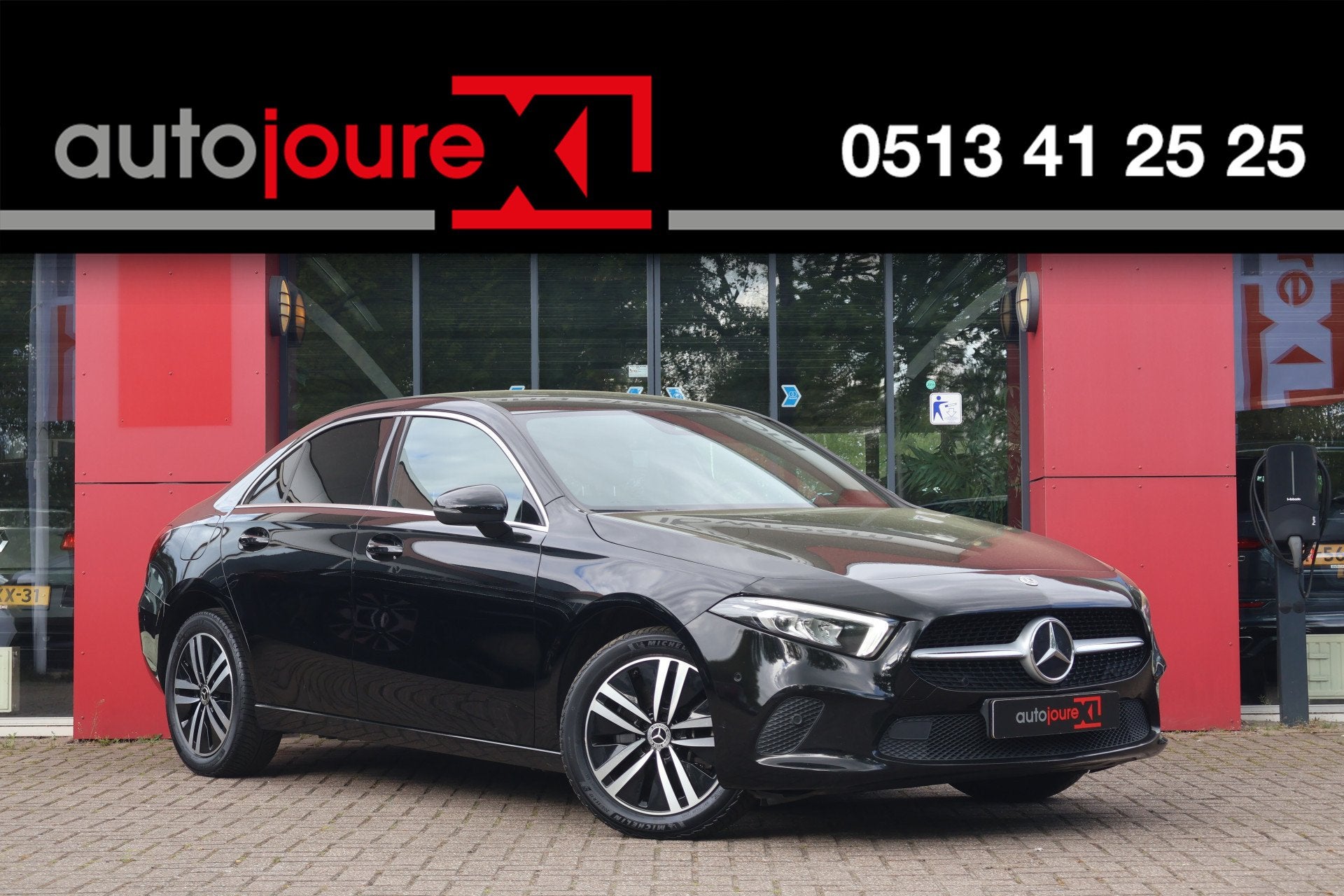 Mercedes-Benz A-Klasse 250 e Business Solution Luxury Limite, Gebruikt, 4 cilinders, Zwart, Bedrijf