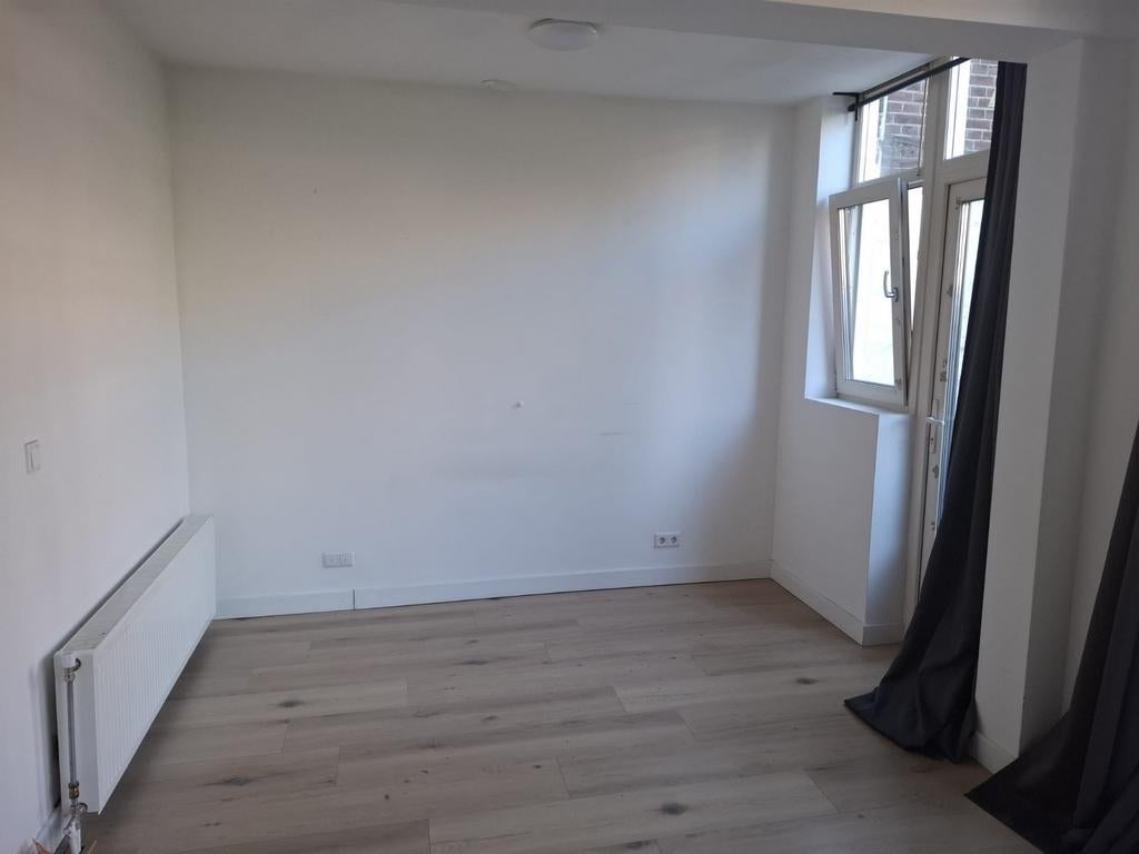 Per direct studio in Rotterdam west te huur incl g/w/l, Rotterdam