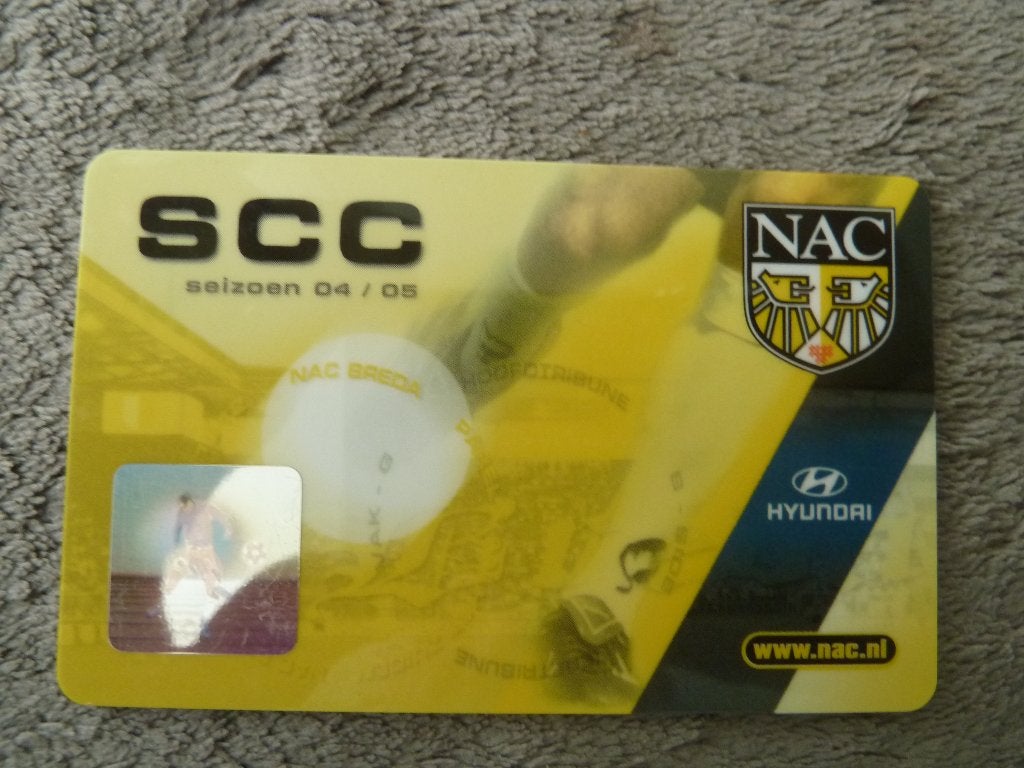 Seizoenclubcard. NAC. 2004/2005. Geel ongelopen, Ophalen of Verzenden, Zo goed als nieuw, NAC Breda, Overige typen