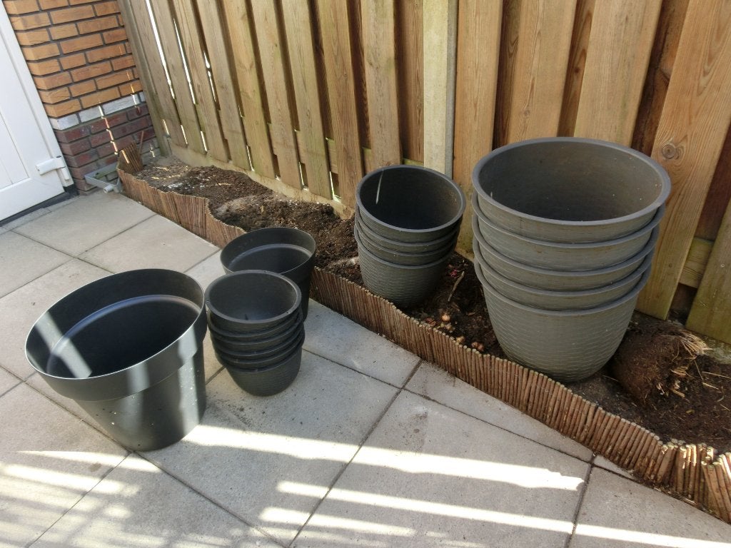 te koop diverse plastic bloempotten in een koop, Tuin en Terras, Bloempotten, Ophalen, Kunststof, Gebruikt, Rond